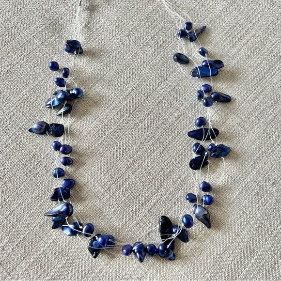 Genuine Shell Necklace - Picture 6 of 16